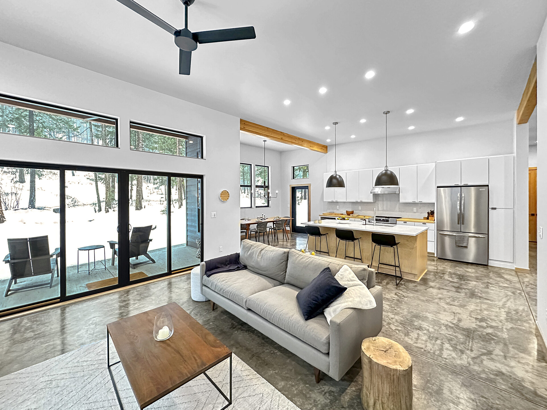 The Woodlands — residential architecture, Mazama, WA