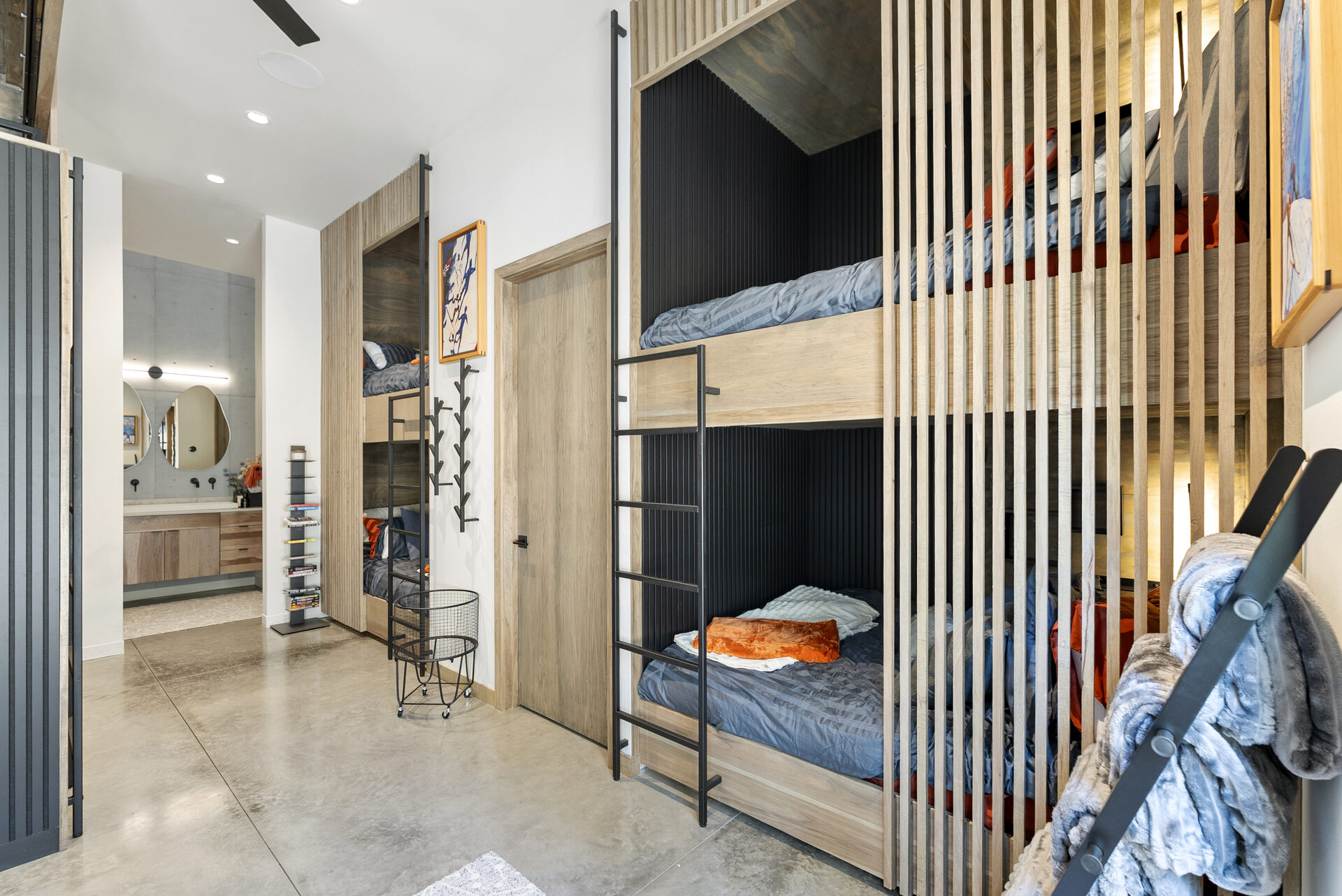 The Tree Line — Dsc07681